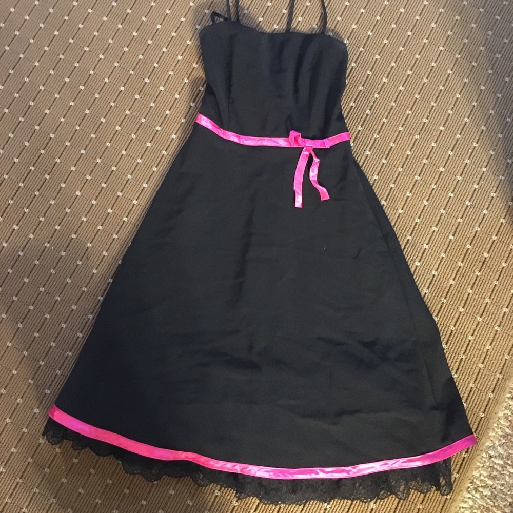 Women’s Spaghetti Strap Knee Length Dress